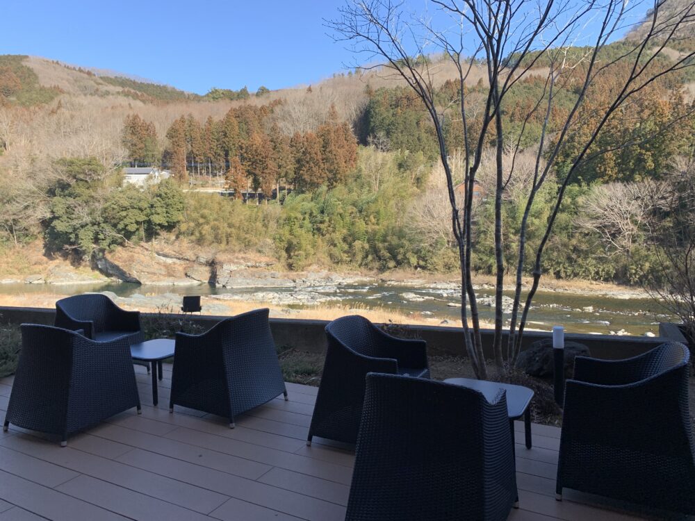 花湯別邸 荒川テラス 景色 秩父 長瀞